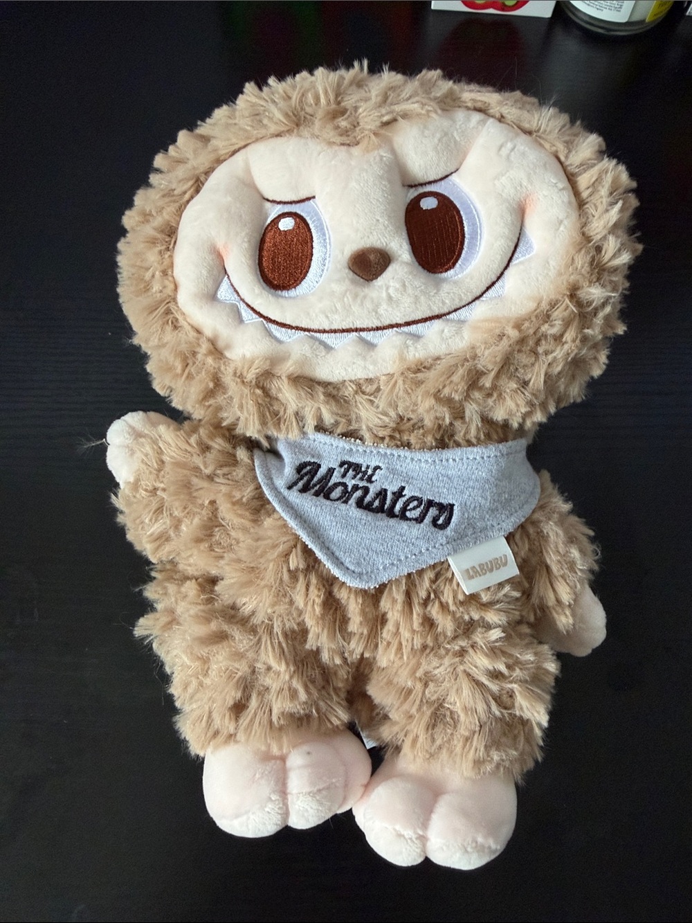 POP MART- The Monsters Labubu Hand Puppet POP LAND EXCLUSIVE! (NIB)